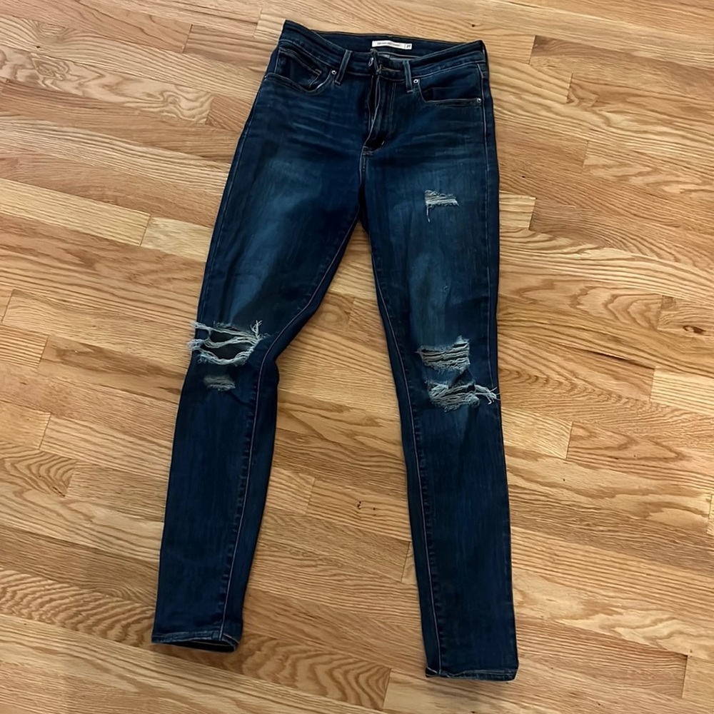 Levi jeans